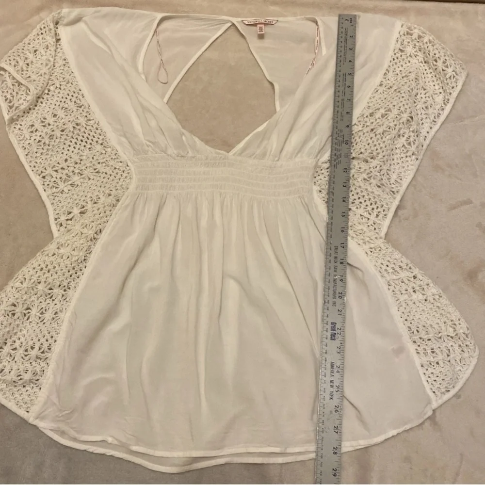 Victorias Secret cover up